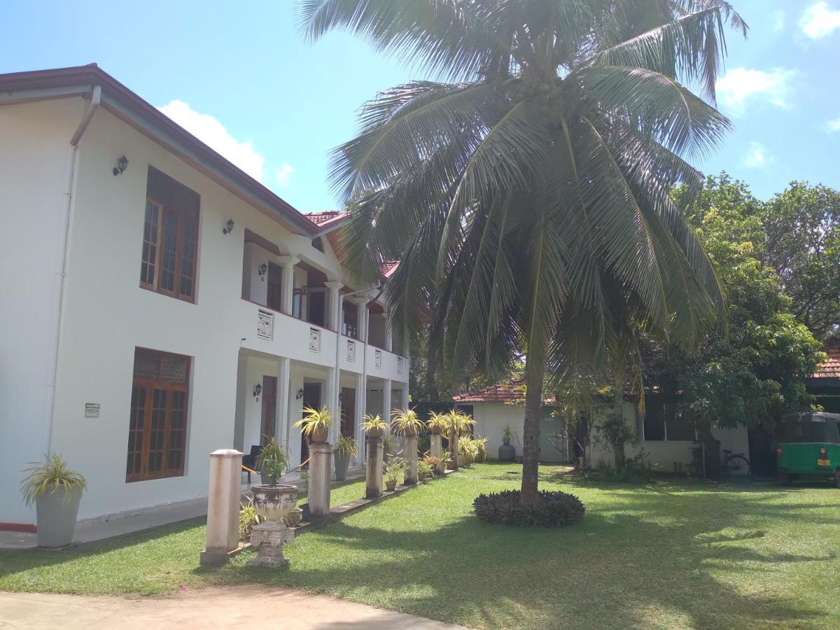 Vijai Resort Νεγκόμπο Εξωτερικό φωτογραφία