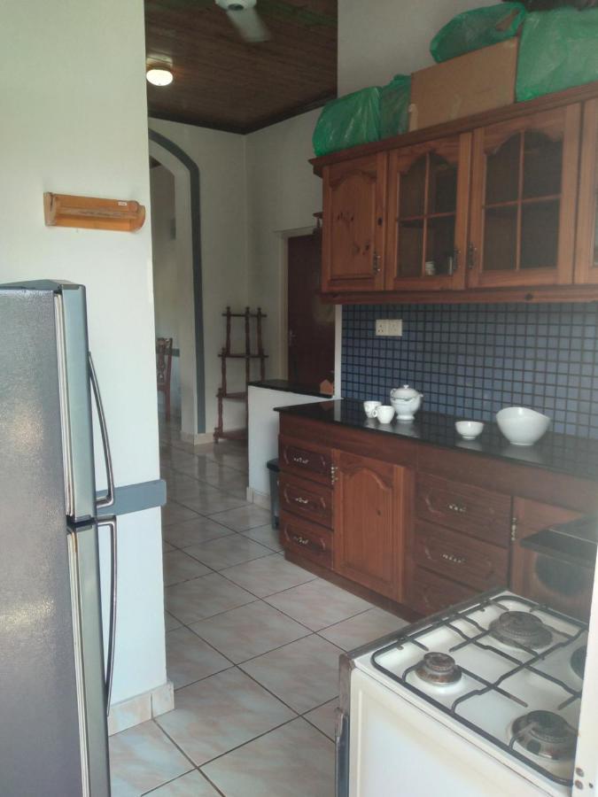 Vijai Resort Νεγκόμπο Εξωτερικό φωτογραφία